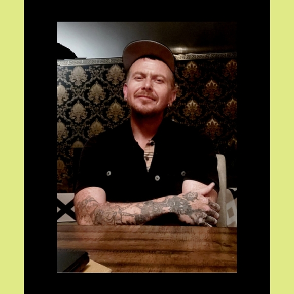 Meet your Posher, Abel - Picture 2 of 2